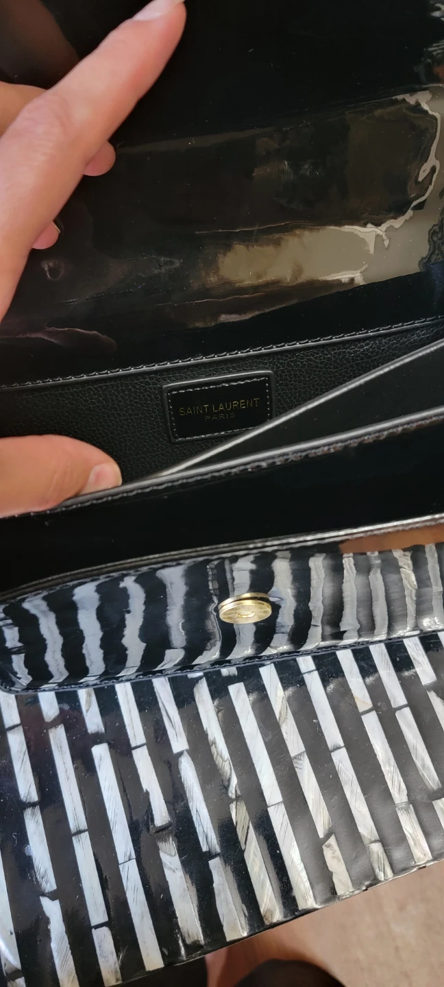 Saint Laurent Black Patent Leather Chain Shoulder Bag - photo 3