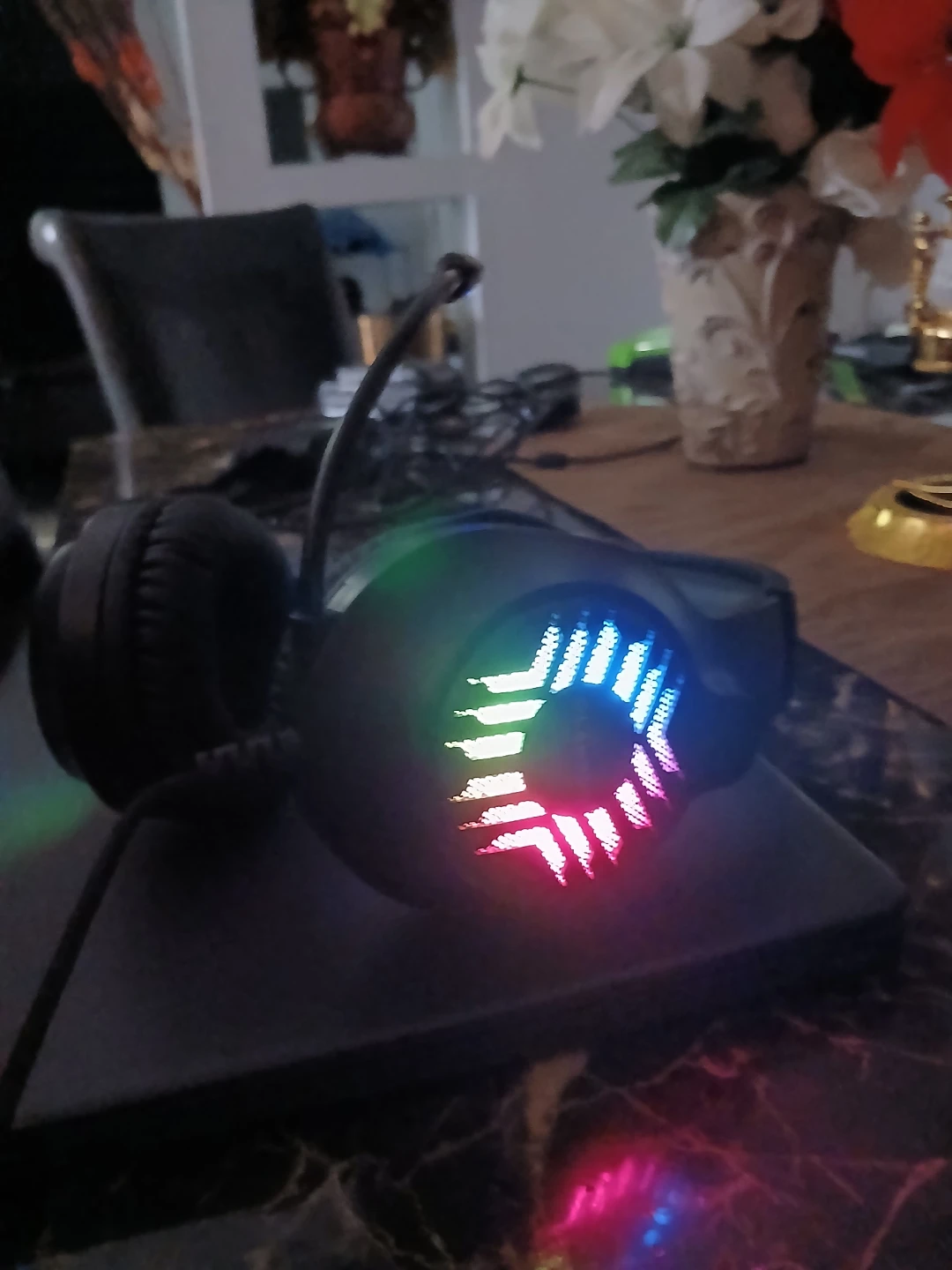 OLANRUN Gaming Headphones with RGB Lighting - photo 2