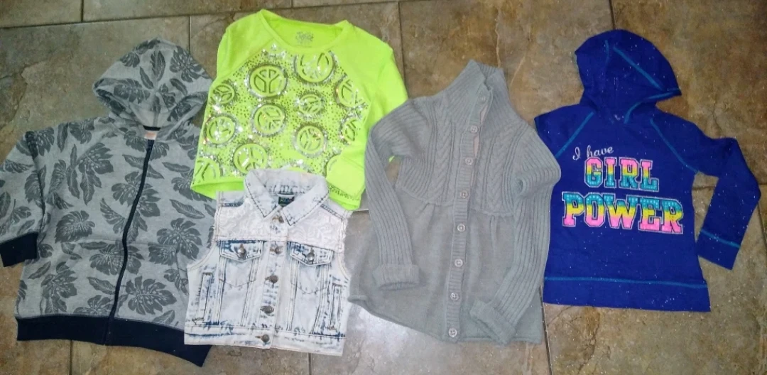 Girls' Clothing Bundle - photo 3