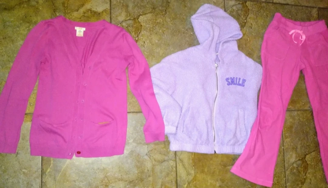 Girls' Clothing Bundle - photo 4