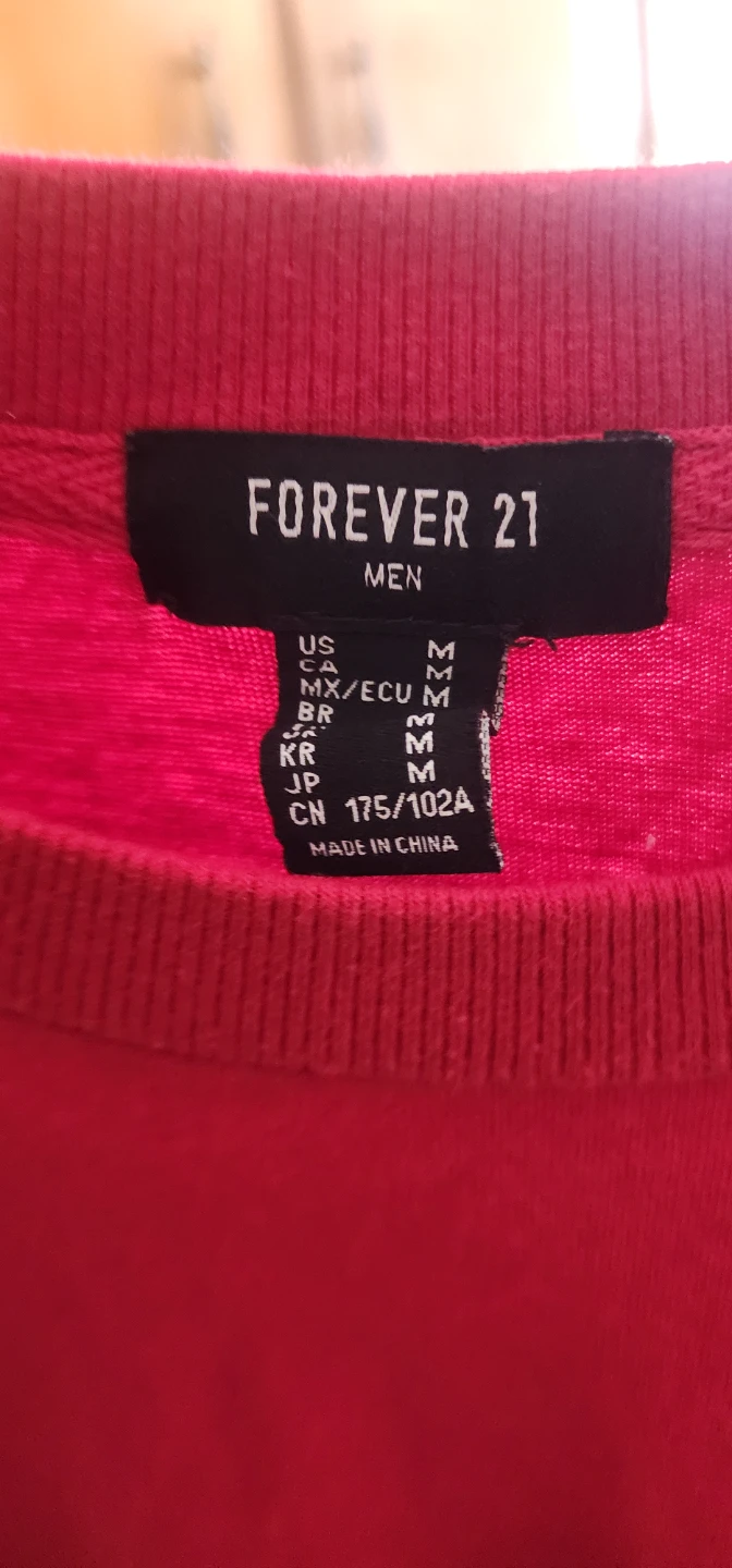 Forever 21 Men's Red "Loveless" Graphic T-Shirt Size M - photo 3