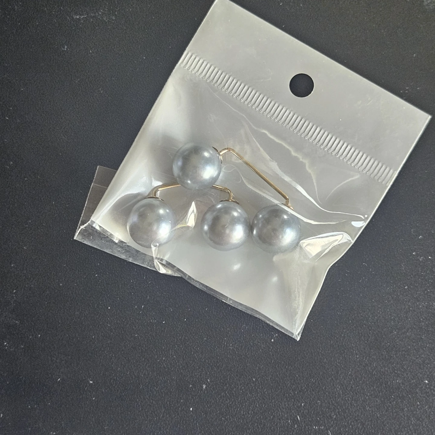 Pearl Brooch Set