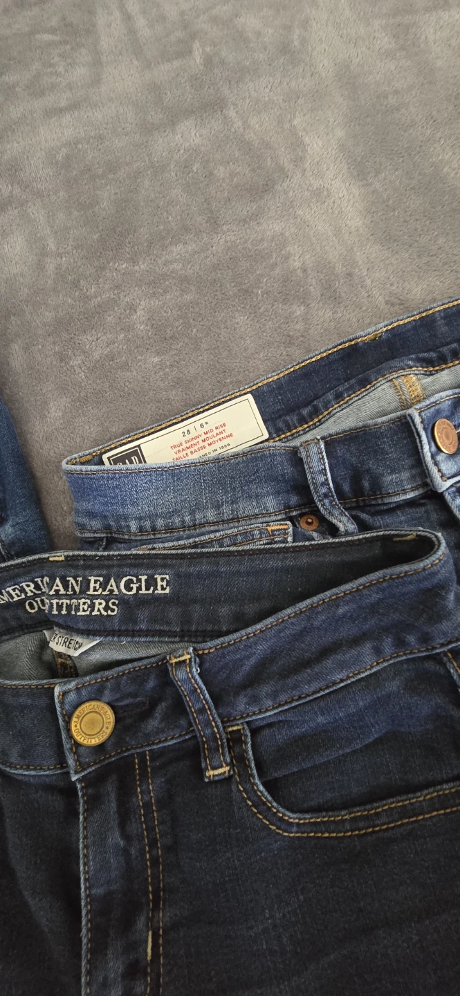 Assorted Women's Jeans Bundle - photo 3