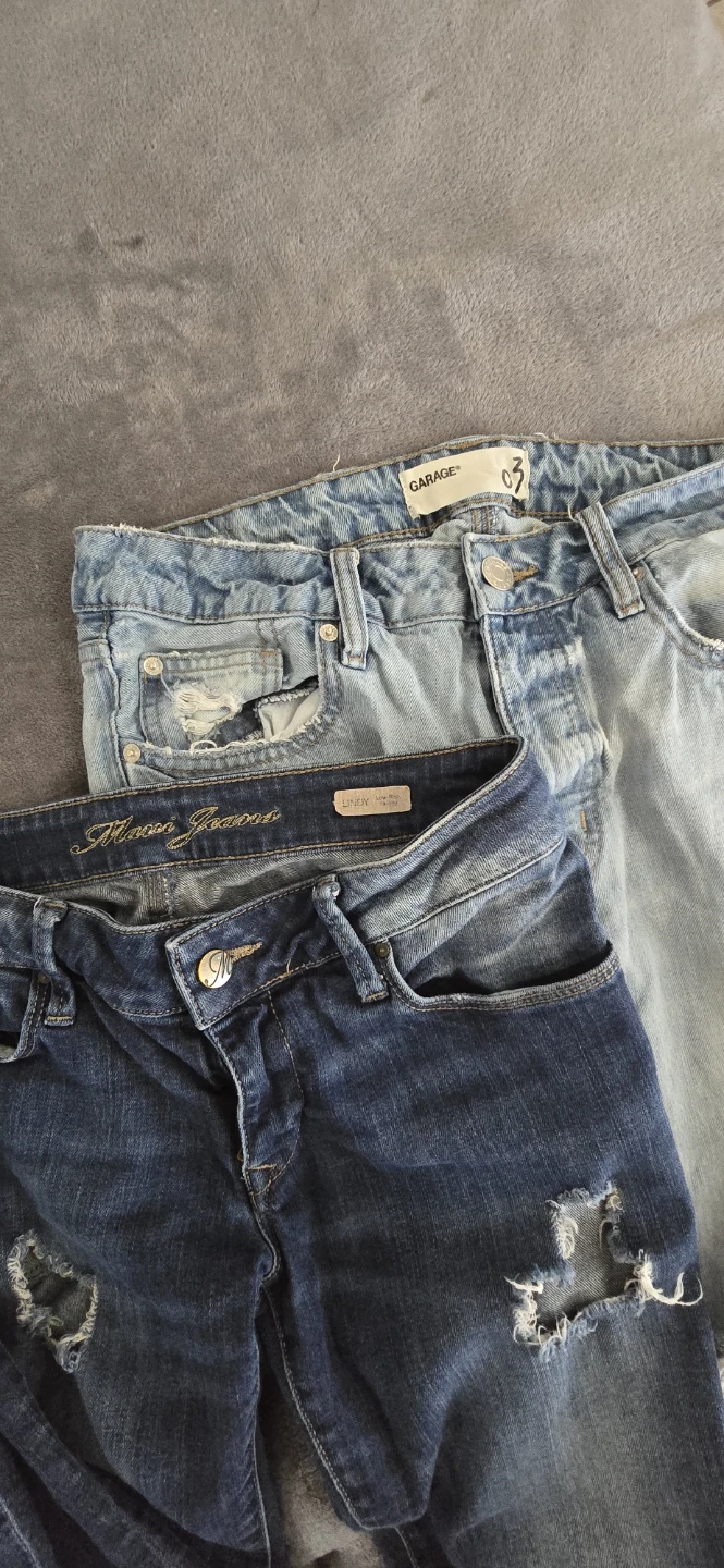 Assorted Women's Jeans Bundle - photo 4