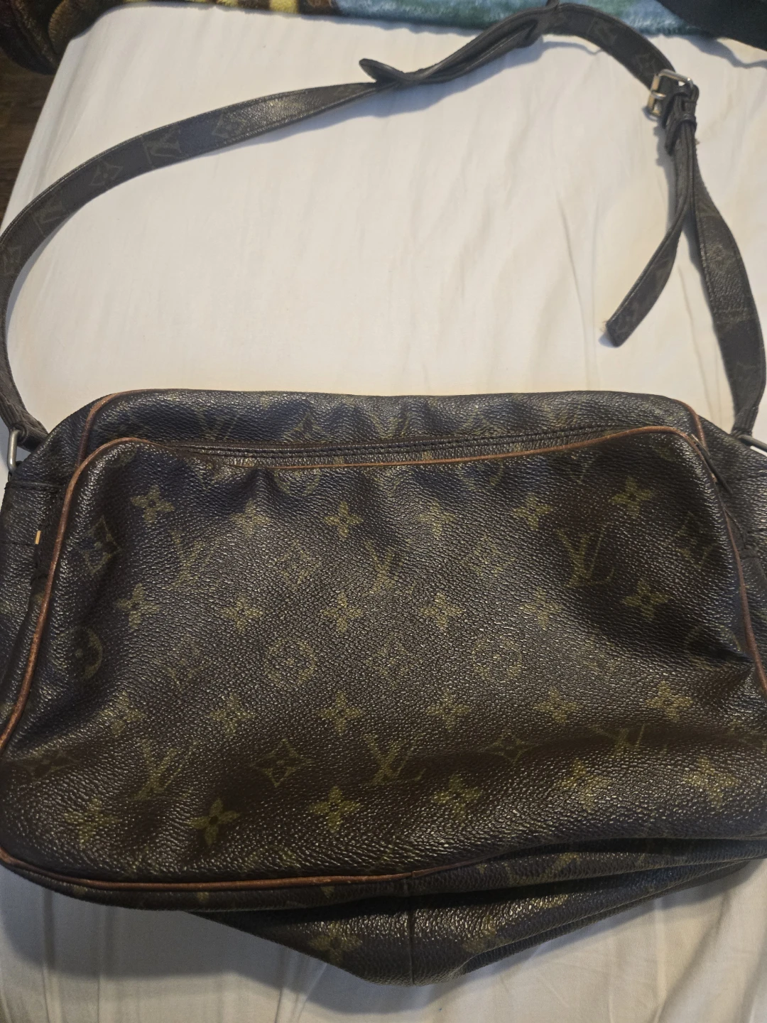 Louis Vuitton Monogram Canvas Shoulder Bag