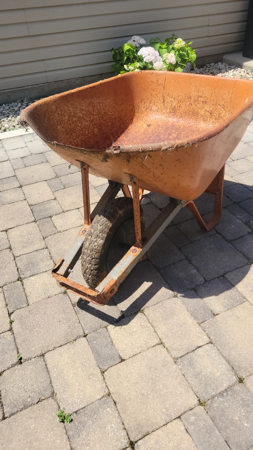 wheelbarrow - photo 5