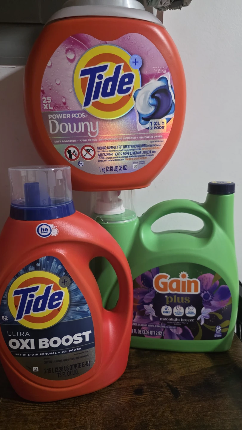 Tide Oxi Boost & Gain Moonlight Breeze Laundry Detergent Bundle - photo 2