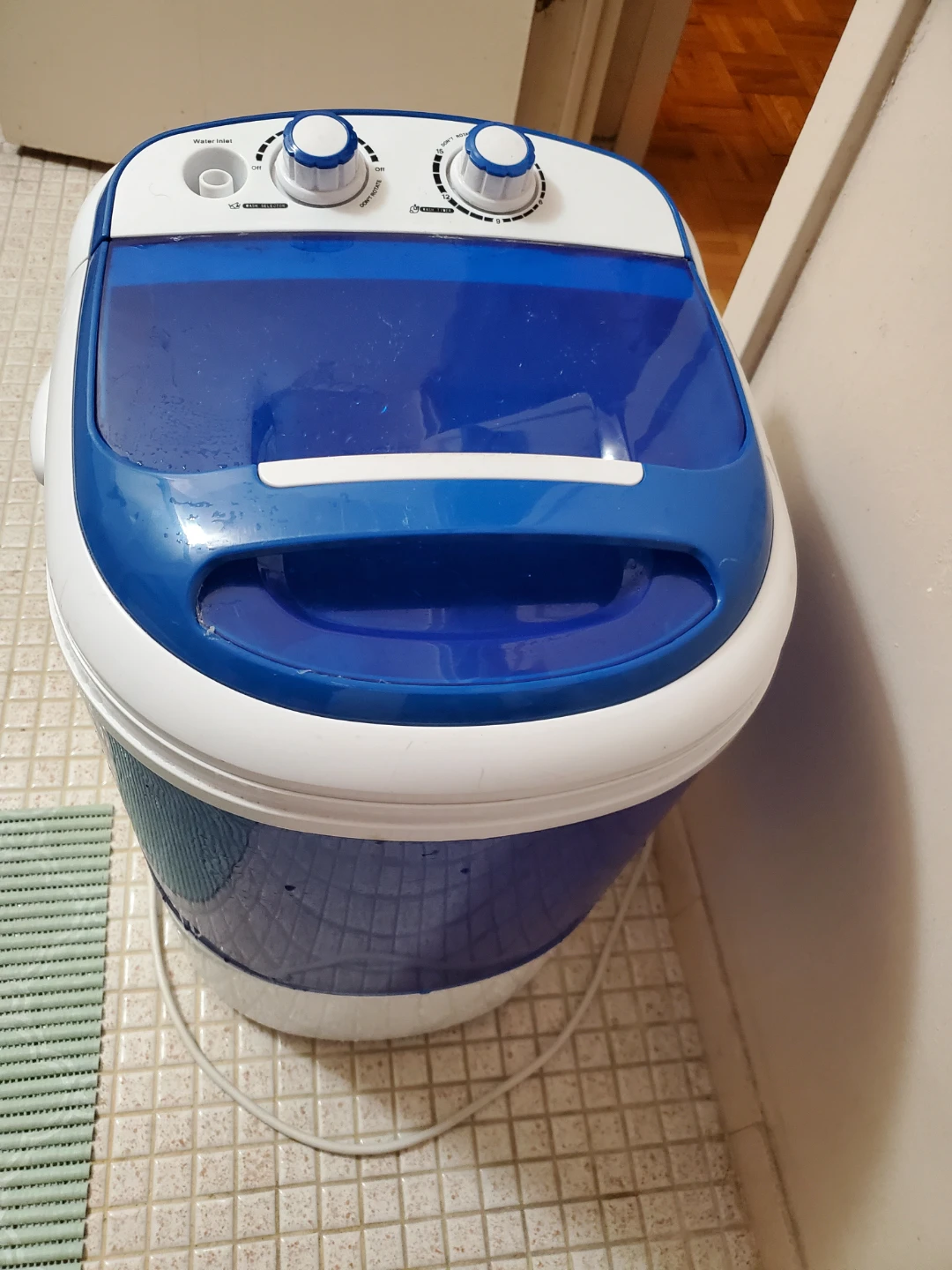 Portable mini washing machine