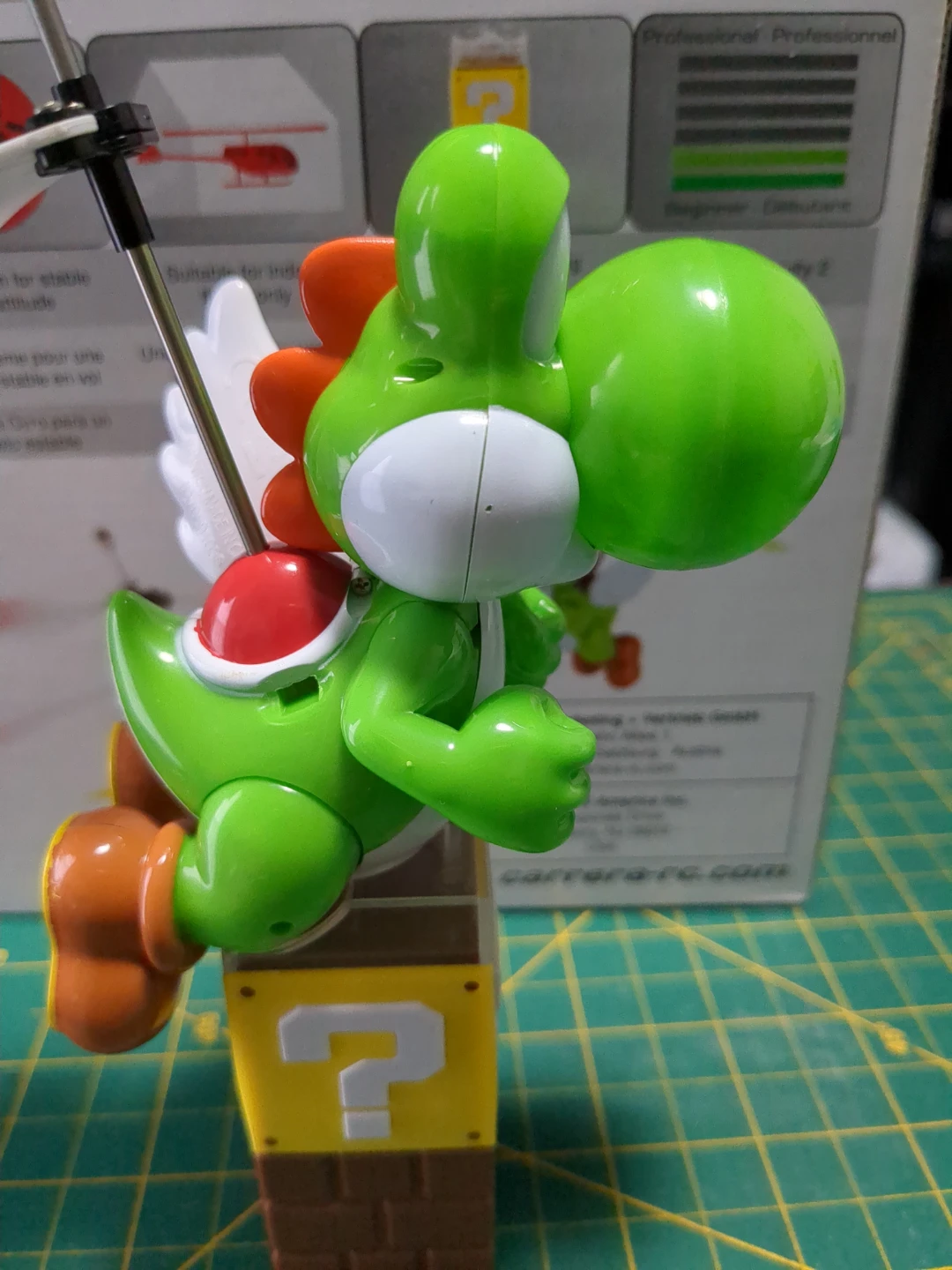 Carrera RC Yoshi Helicopter
