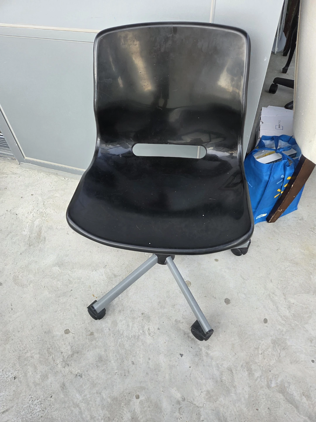 Black Swivel Chair