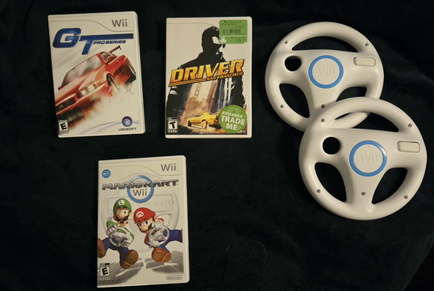 Giant Wii Bundle with Accessories and Games - photo 2
