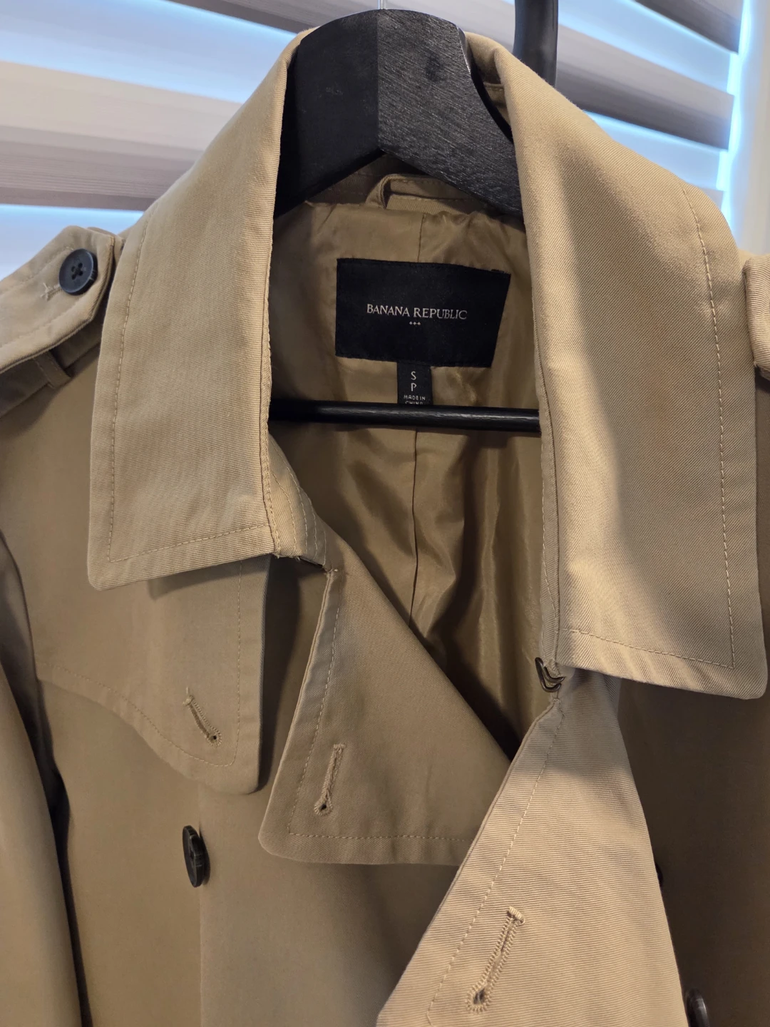 Banana Republic Khaki Trench Coat - photo 2