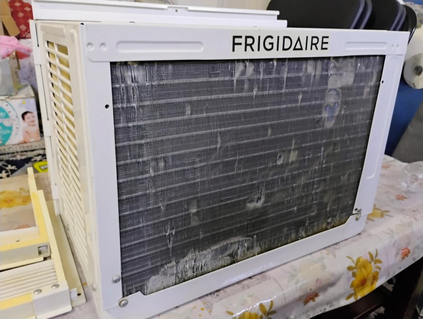 Frigidaire 8000 BTU Window Air Conditioner - photo 4