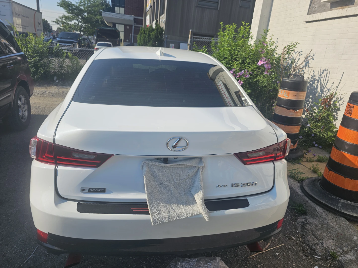 White Lexus IS 250 Sport AWD Sedan - photo 2