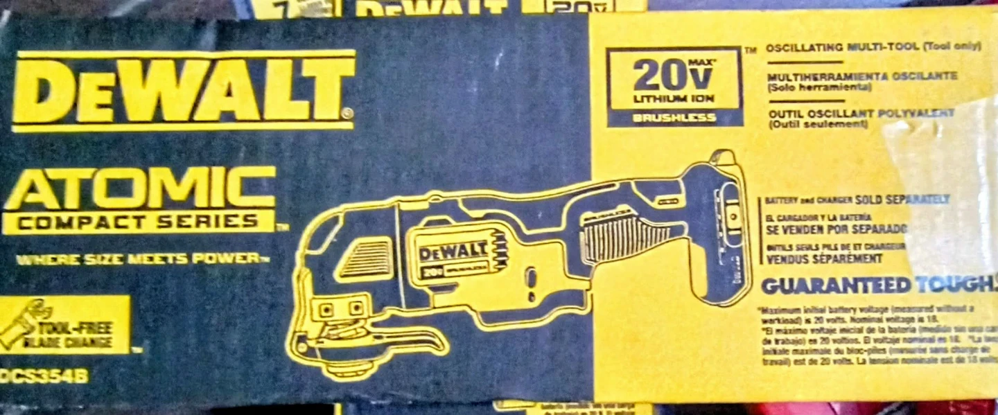 DeWalt 20V MAX Lithium Ion Batteries & various other Dwalt tools - photo 2