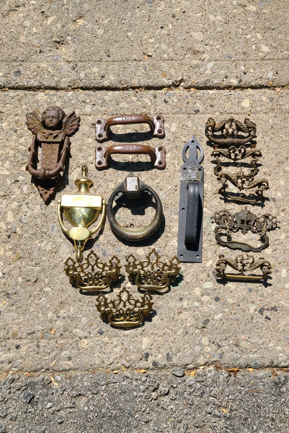 Antique & Vintage Door Knockers, Drawer Pulls, Gate Handles