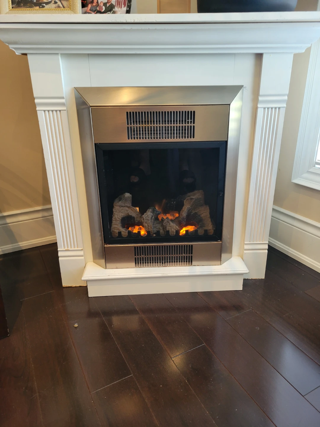 Electric fireplace - photo 2
