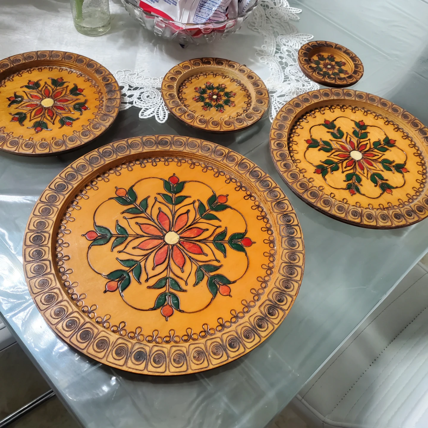 Wooden decorative plates set - photo 2