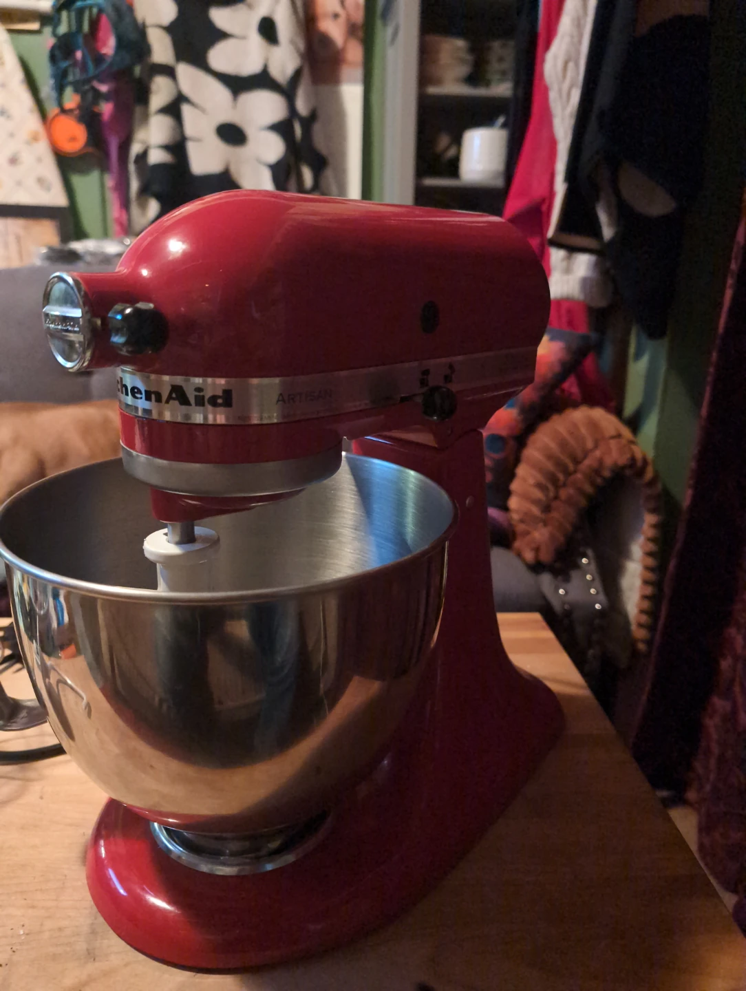 KitchenAid 5 Quart Artisan Stand Mixer - photo 2