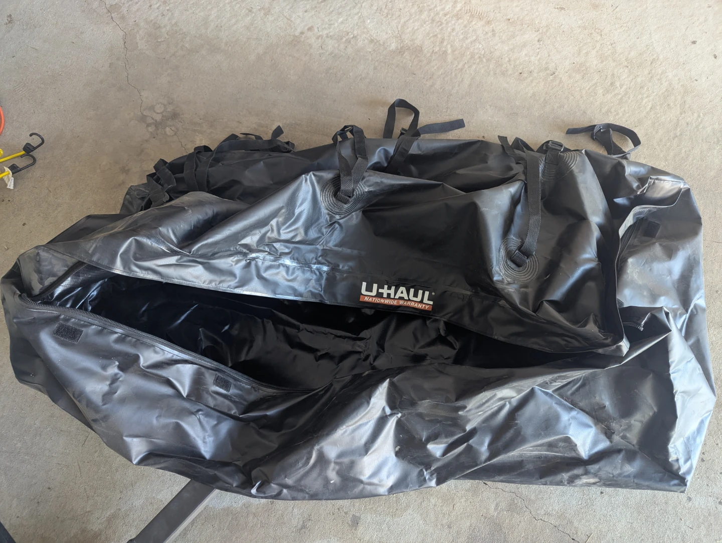Curt Cargo Hitch Carrier & water resistant cargo Bag - photo 3