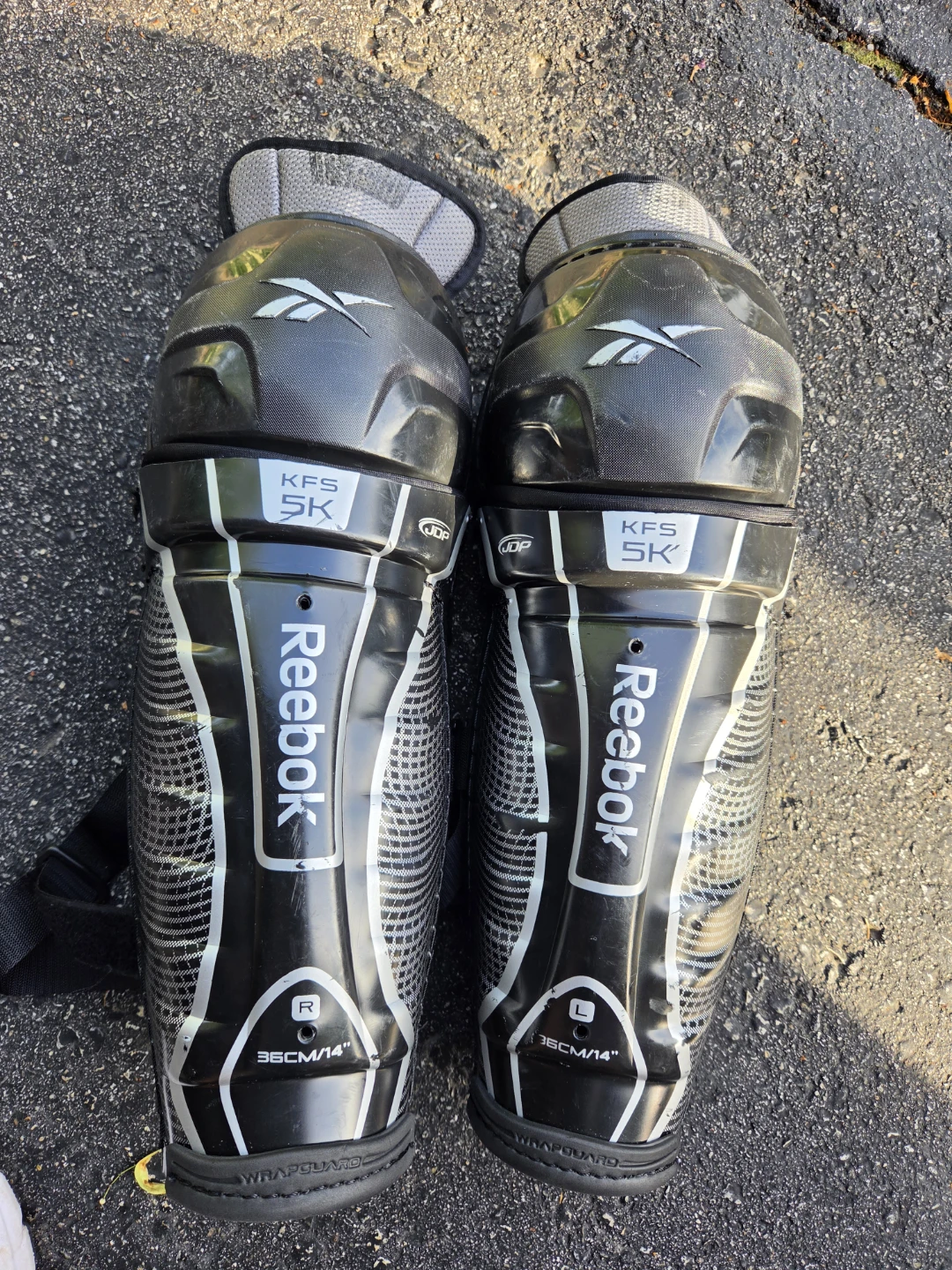 Reebok KFS 5K Shin Guards - Size L (36CM/14")