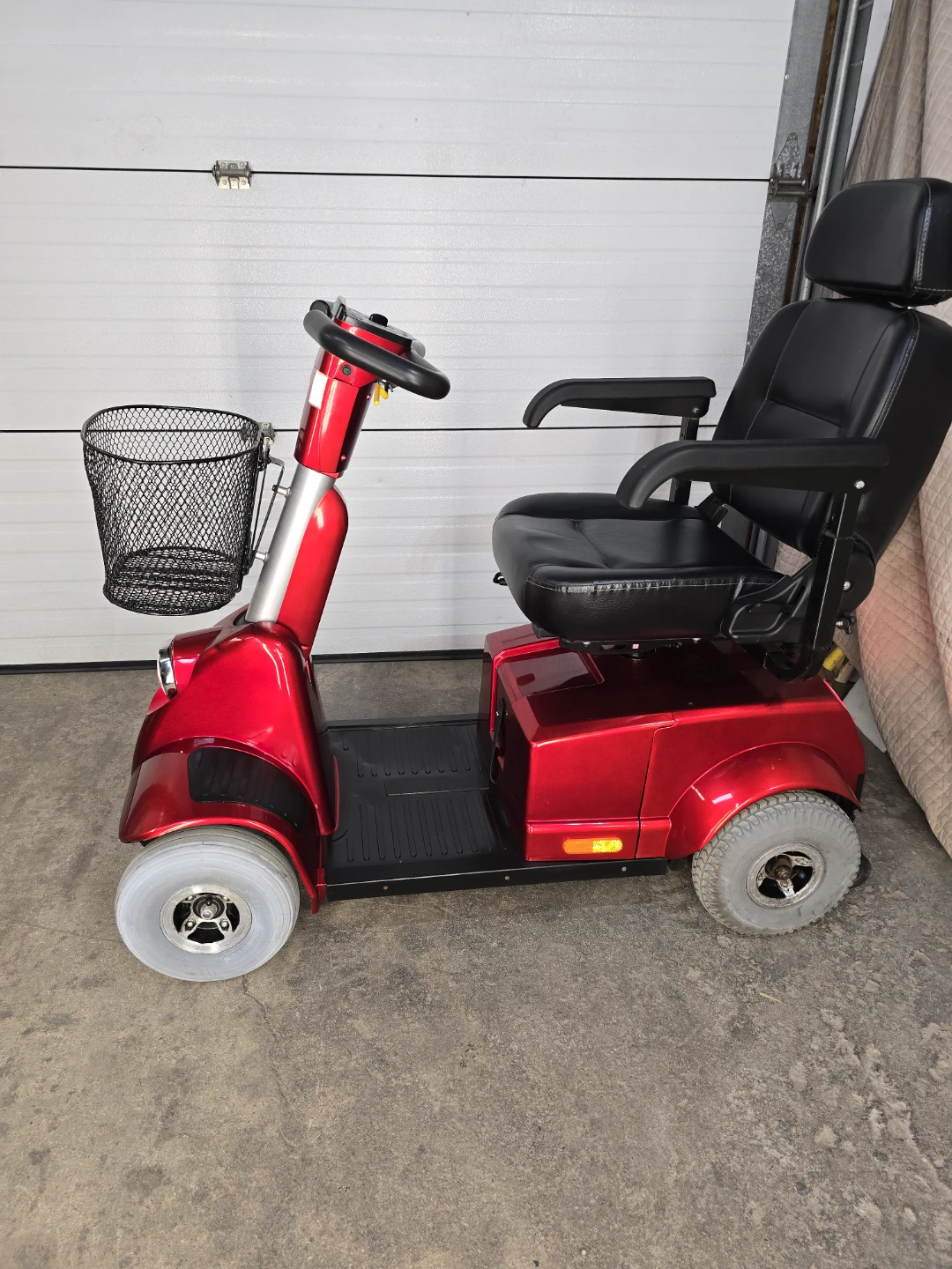 Mobility Scooter Free Delivery New Batteries - photo 3