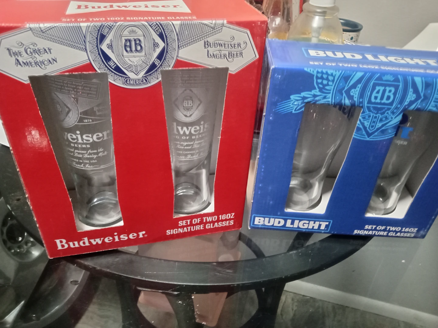 Budweiser & Bud Light Signature Glasses Set