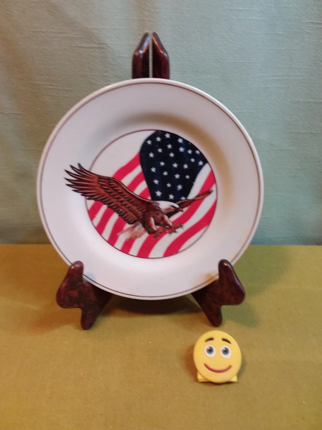 🦅 🇺🇸 ➡️ American Eagle / Flag Collectible Plate 🦅 🇺🇸