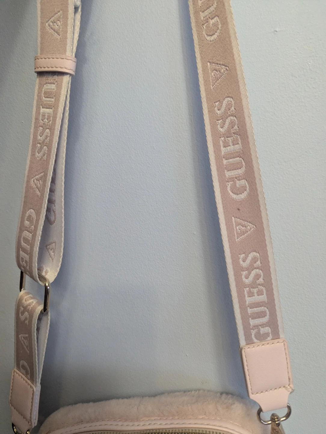 Guess Fuzzy Crossbody Bag - photo 3