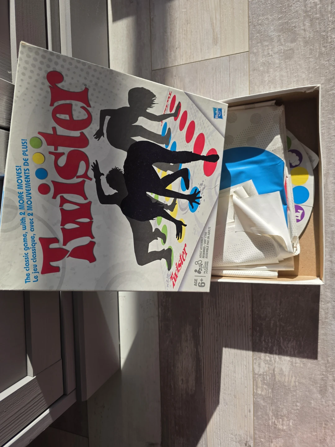 Twister Classic Game with 2 More Moves