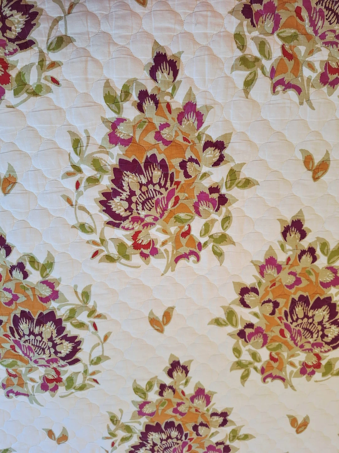 Floral Quilt and Pillow Shams - photo 3
