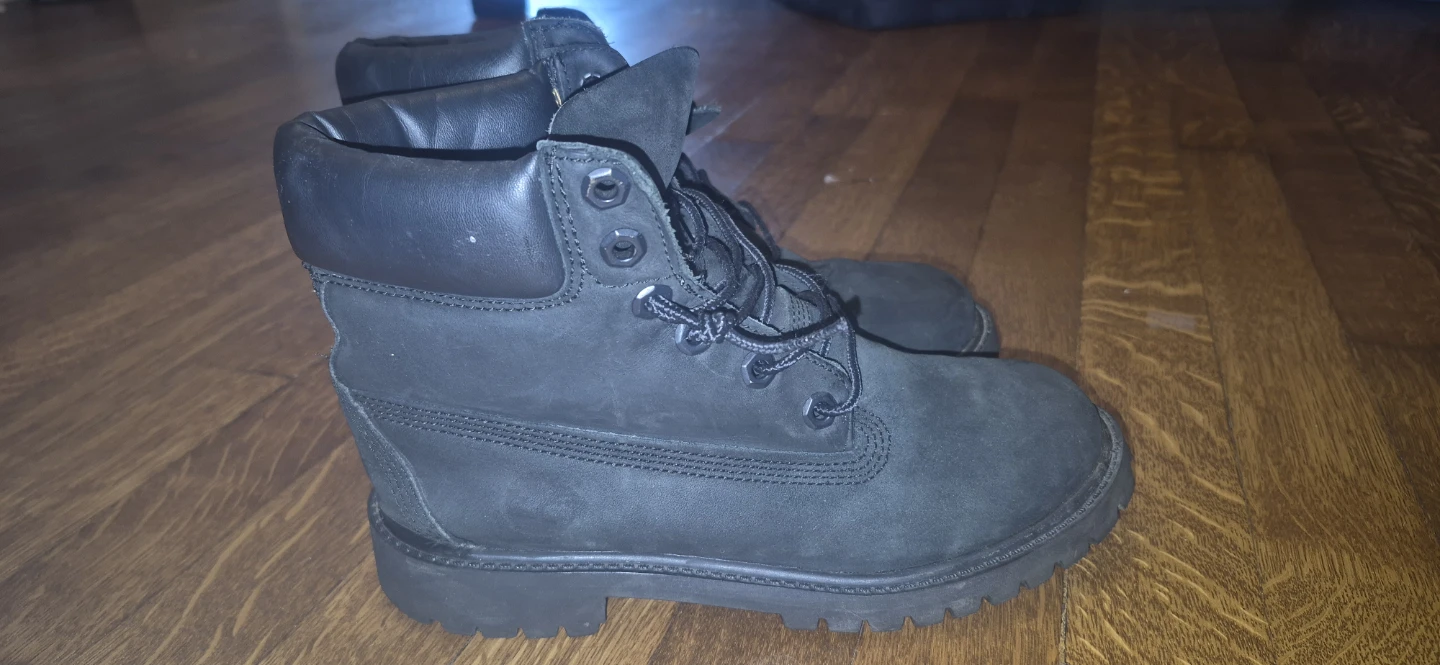 Black Timberland Boots - photo 3