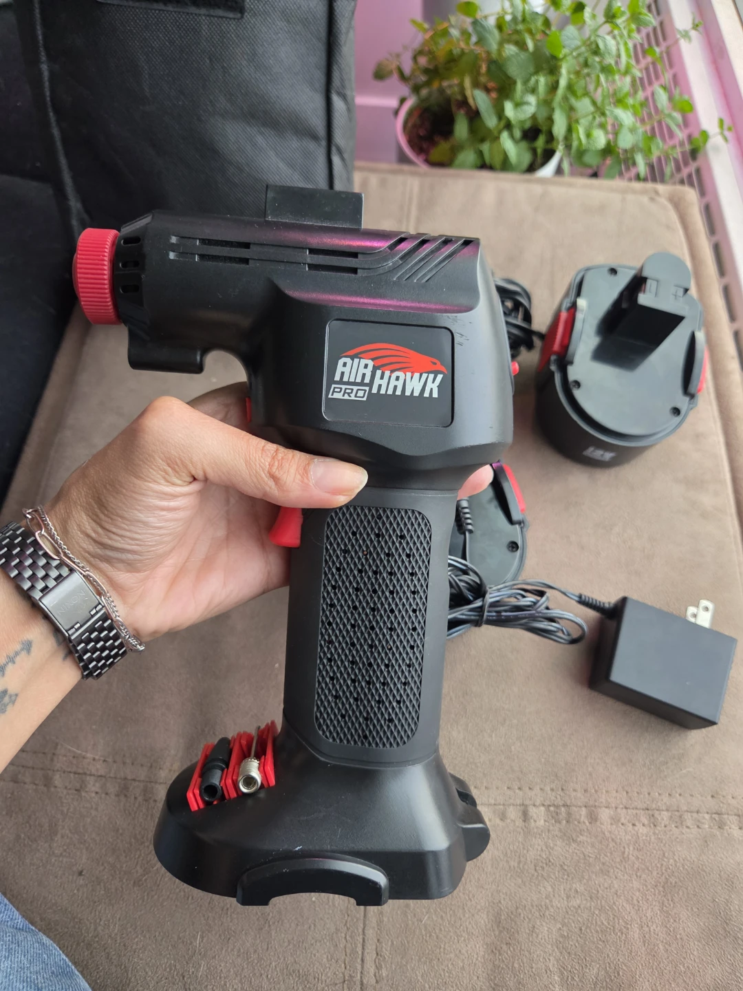 Air Hawk Pro Portable Inflator - photo 3