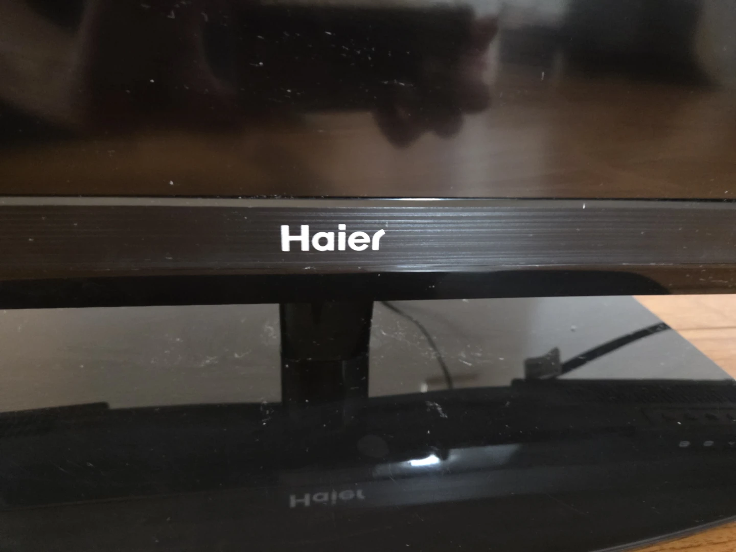Haier 32" LCD Television Receiver - photo 2