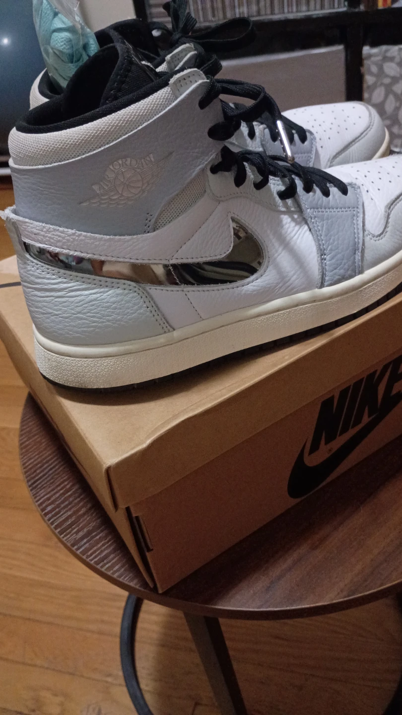 Nike Women's Jordan Air 1 Zoom - photo 3