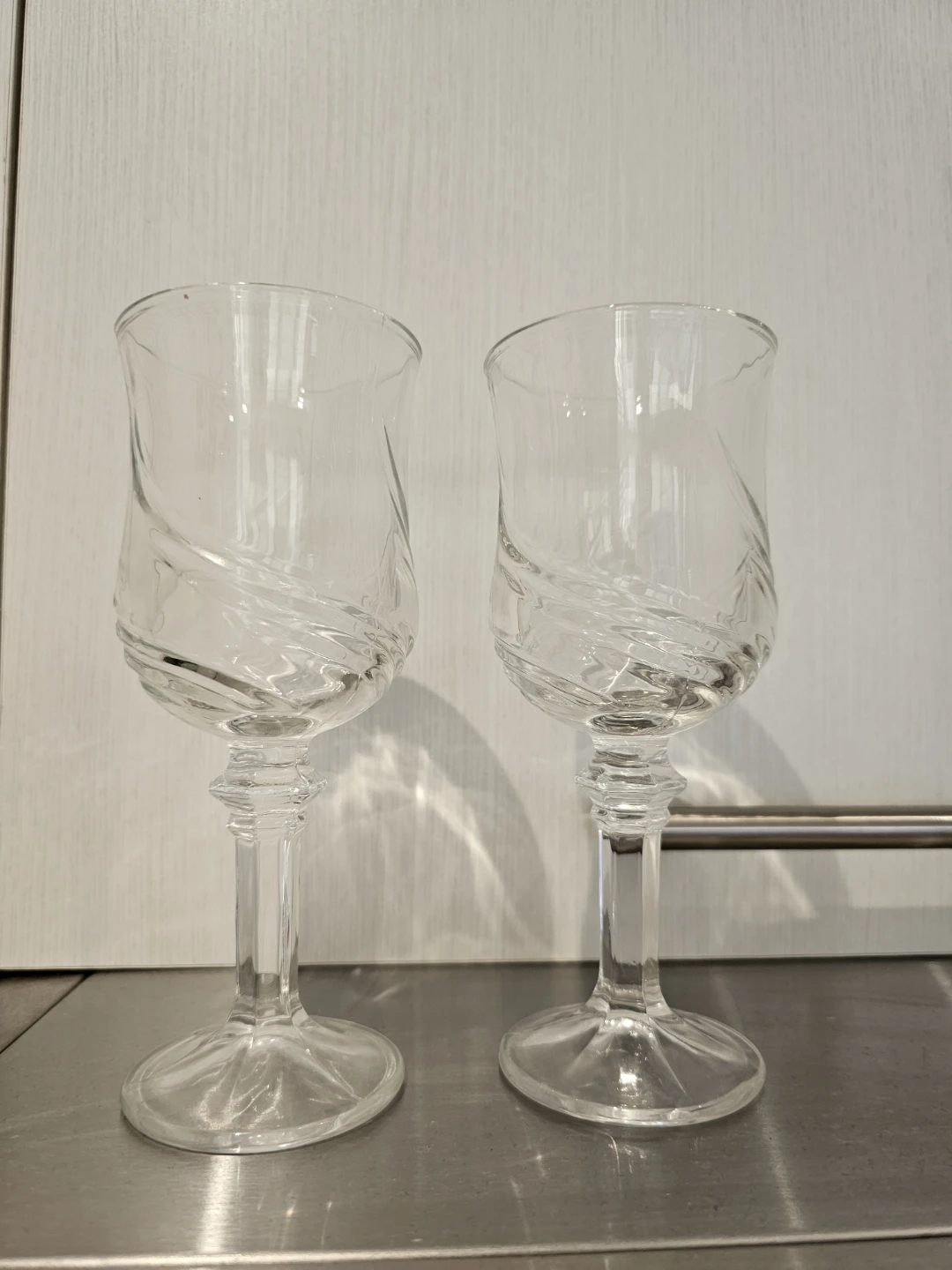 Fontana Wine Glasses - Set of 2 - photo 2