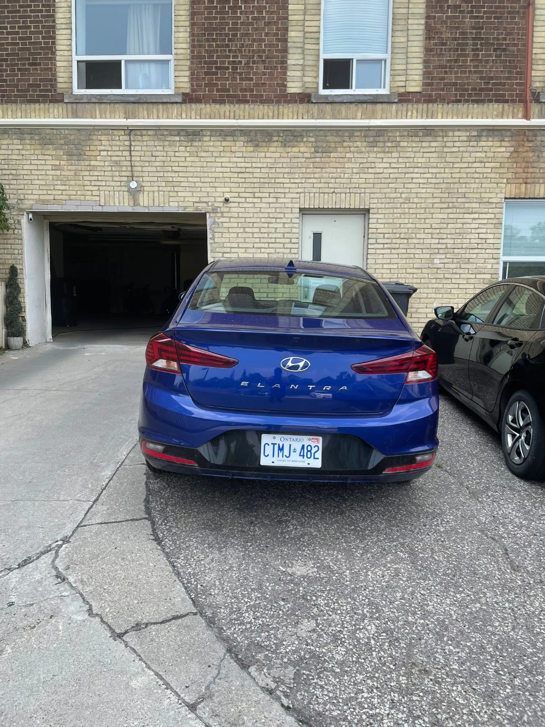 2019 Hyundai Elantra - photo 4
