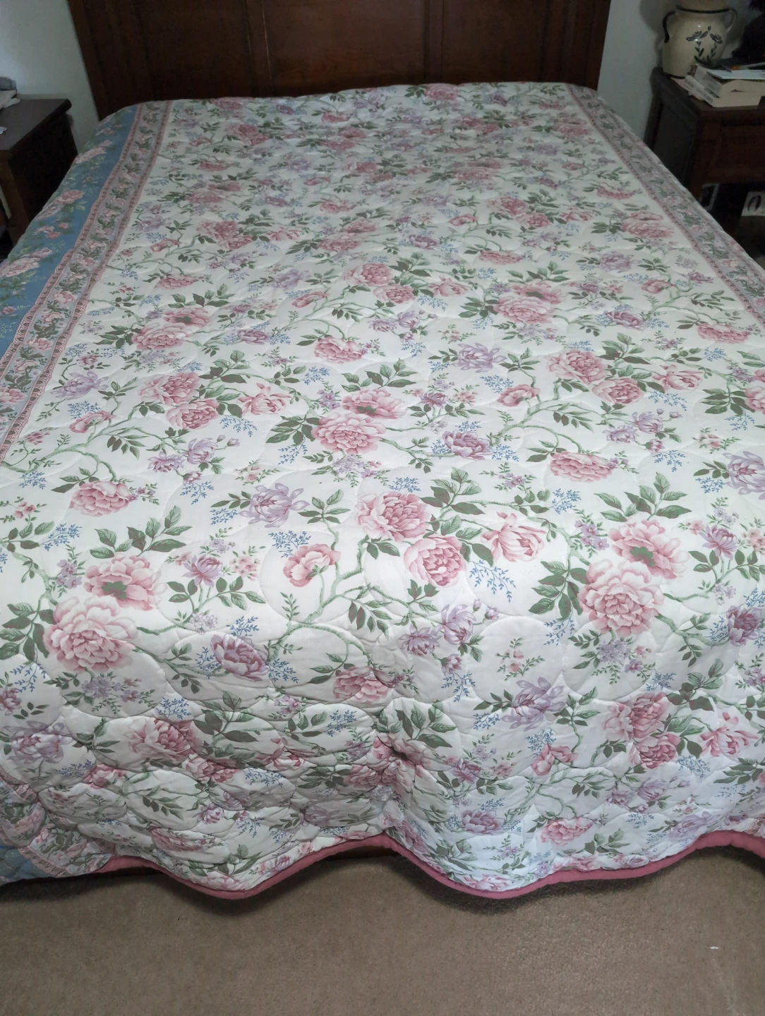 Reversible Floral Quilt Bedspread