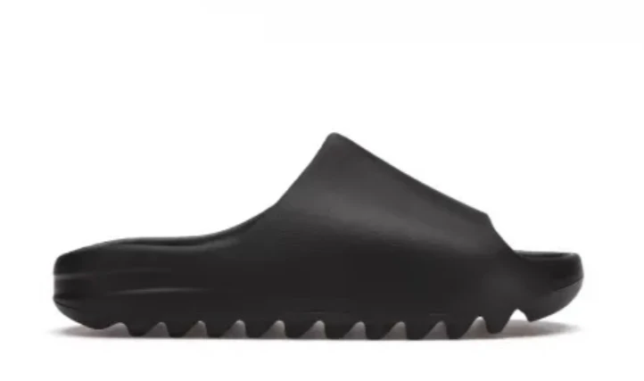 Adidas Yeezy Slide (1of1)