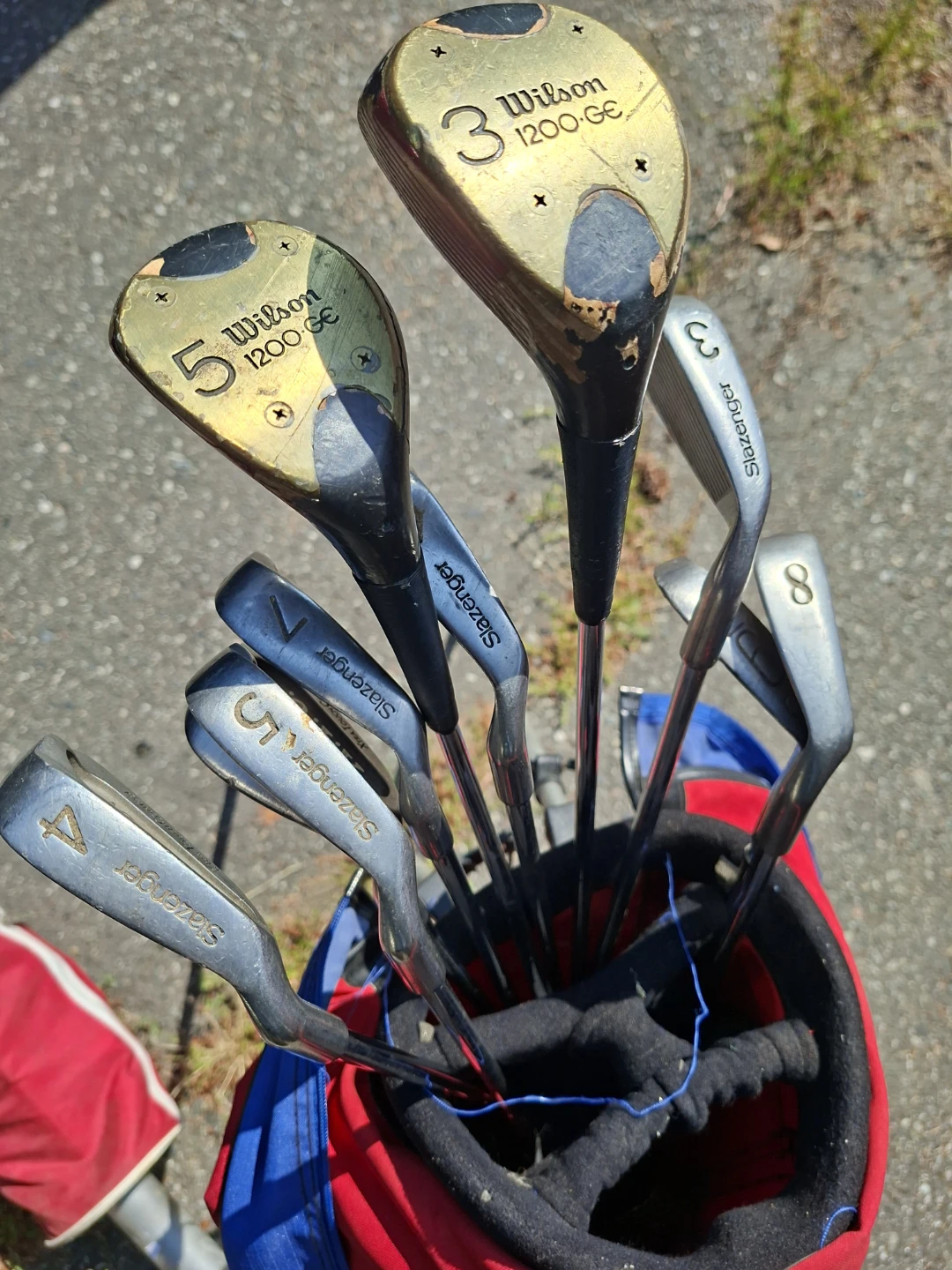 Wilson Golf Bag with Clubs and Balls
