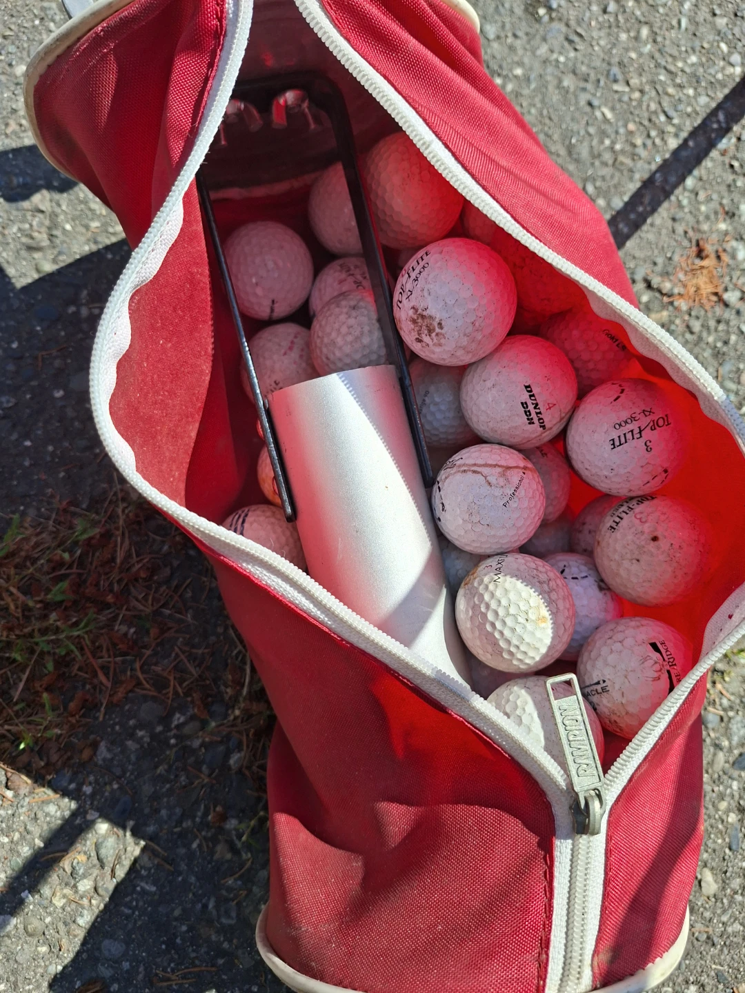 Wilson Golf Bag with Clubs and Balls - photo 2