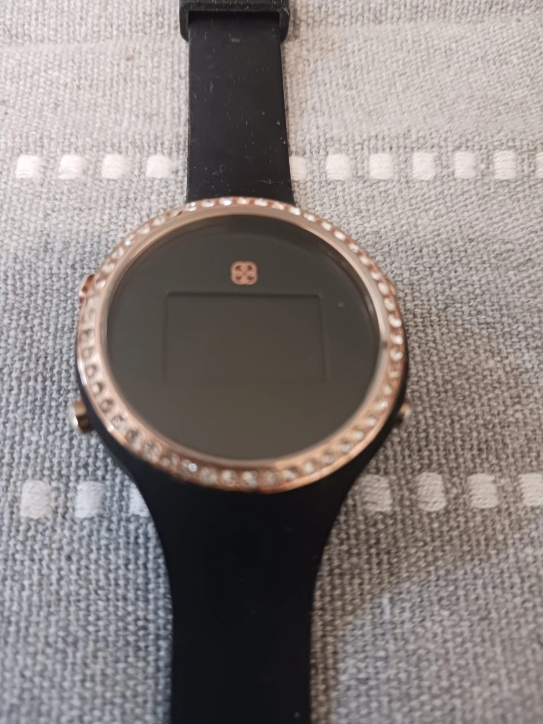 Daisy Fuentes Digital Watch - photo 2
