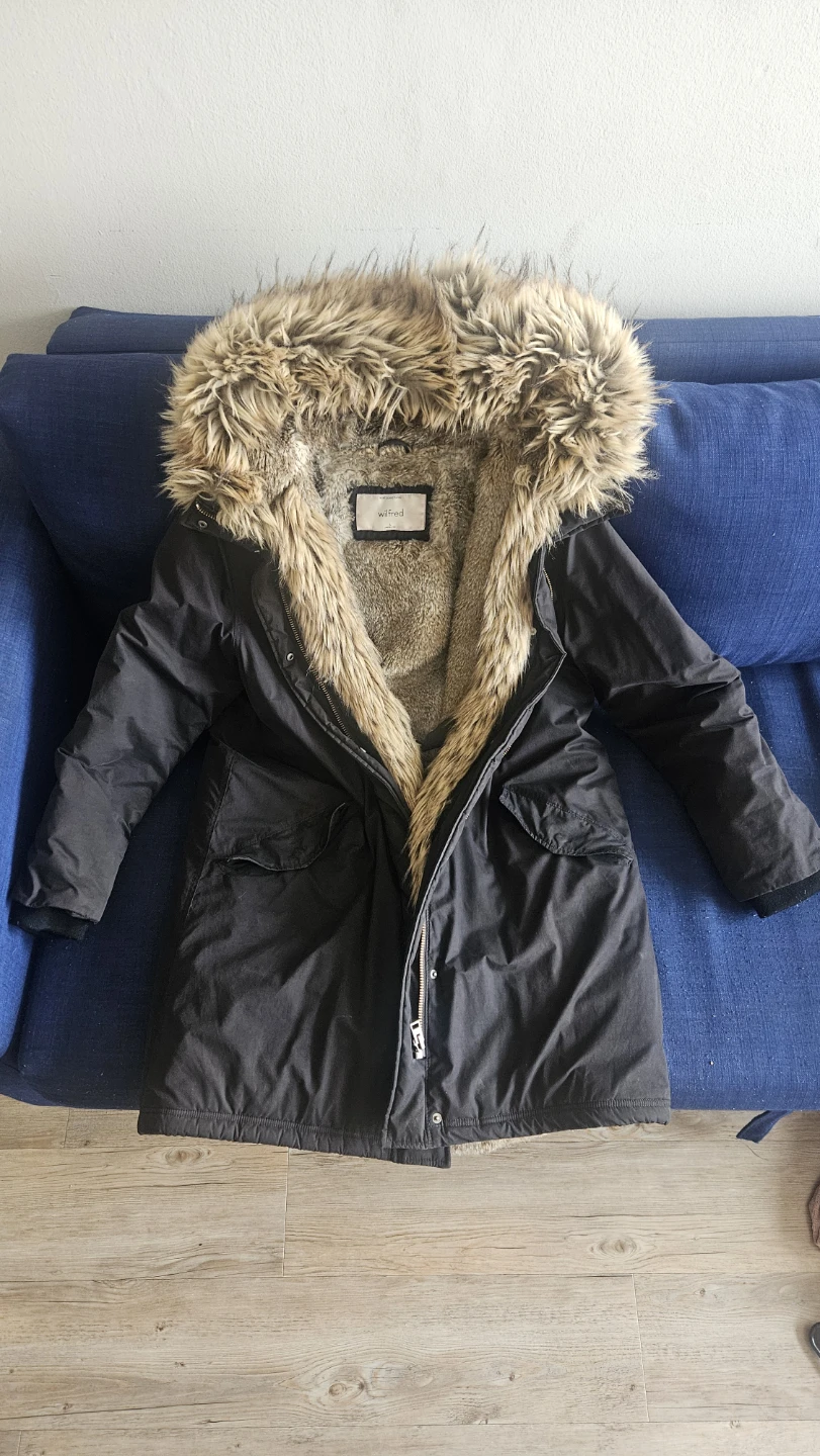 Aritzia Wilfred Mont Blanc Parka – Black – Size L - photo 2