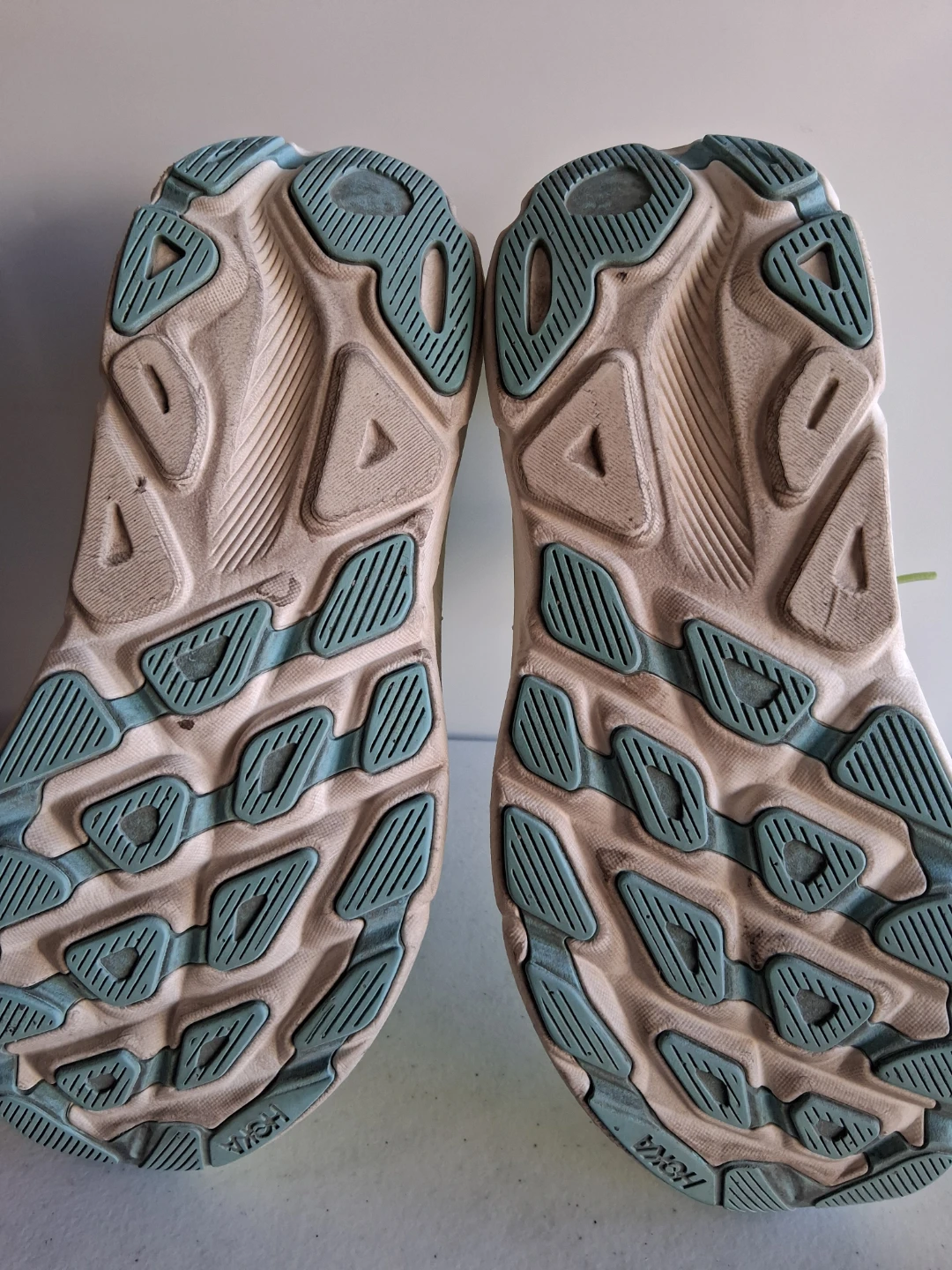Hoka One One W Clifton 9 Women's Running Shoes Size 8B - photo 4