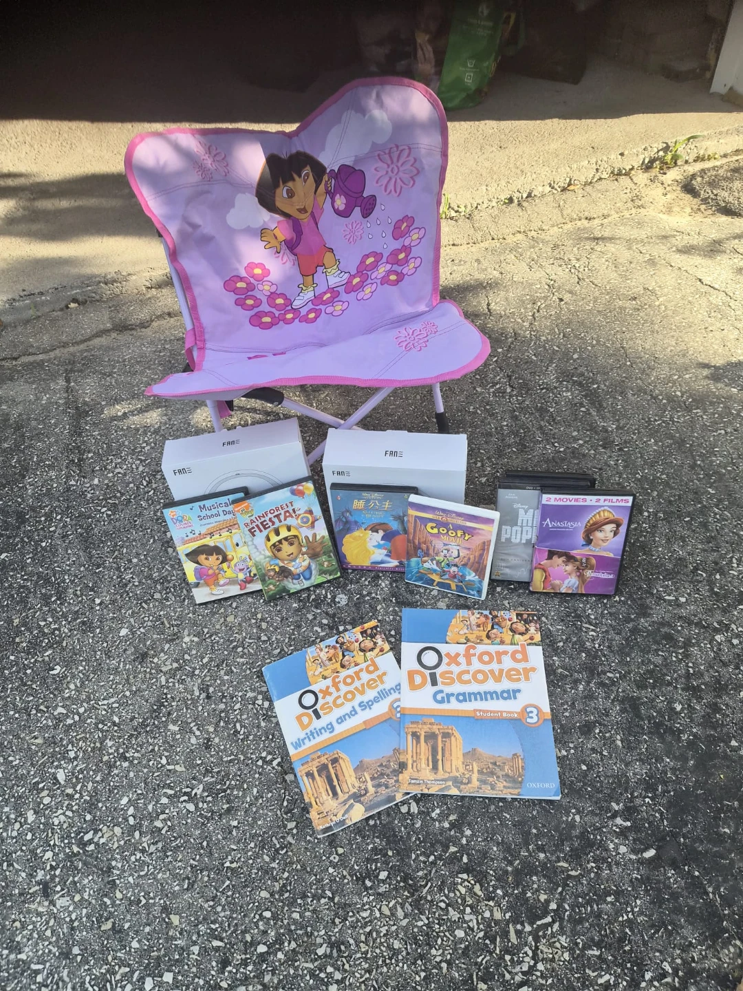 Dora the Explorer Kids Folding Chair & Educational Books Bundle