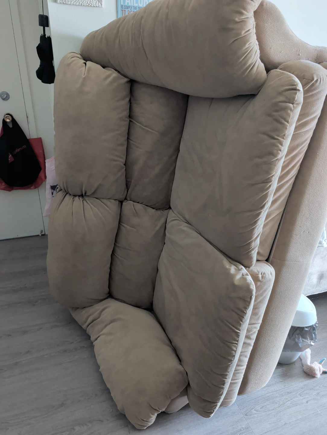 Love seat