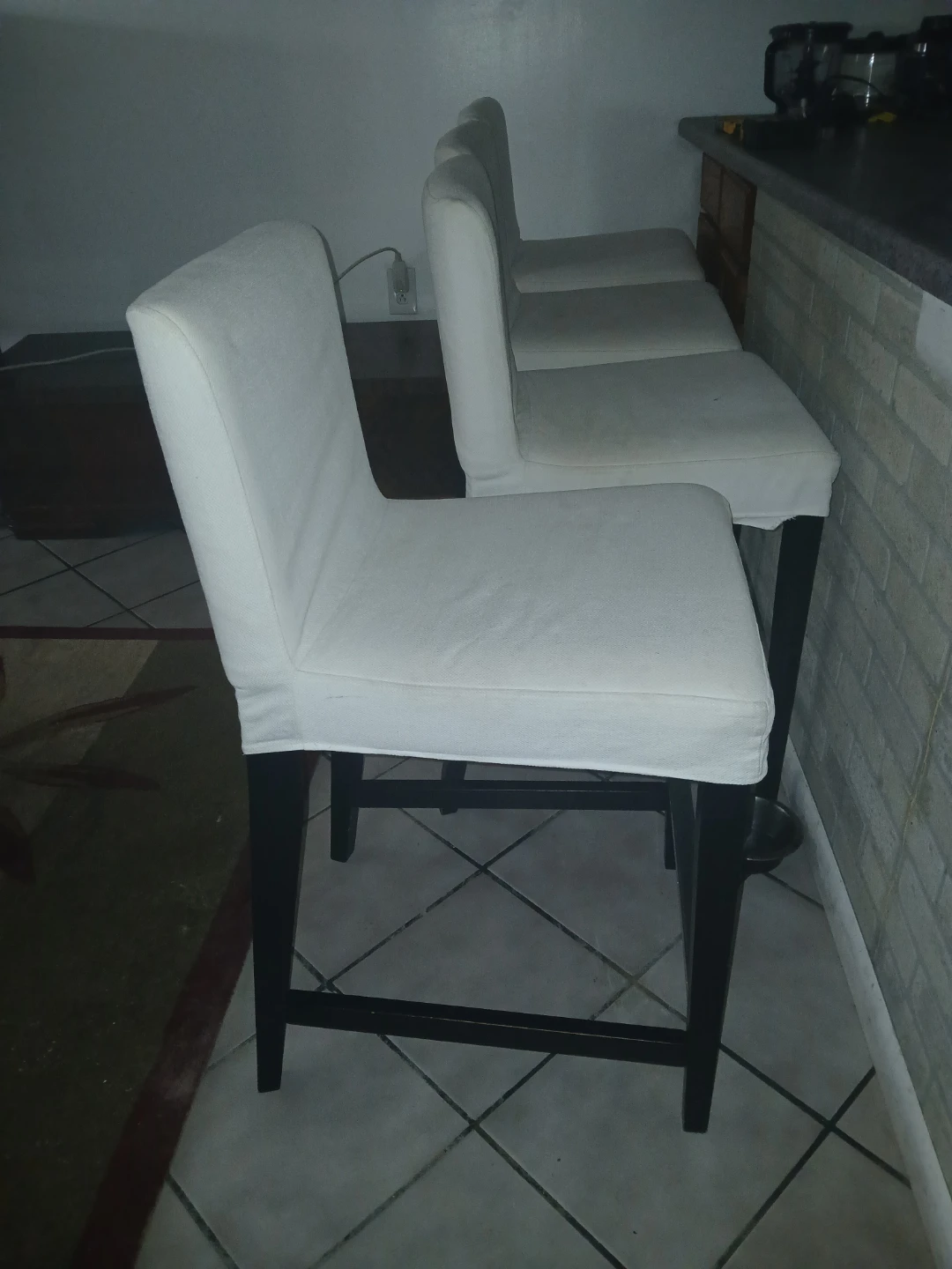 White Upholstered Bar Stools (Set of 4) - photo 2