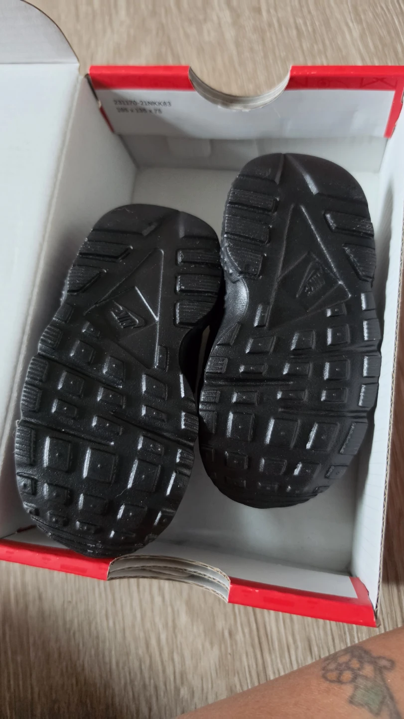 Nike Kyrie Infinity TD Toddler Shoes - Black - Size 5c - photo 3