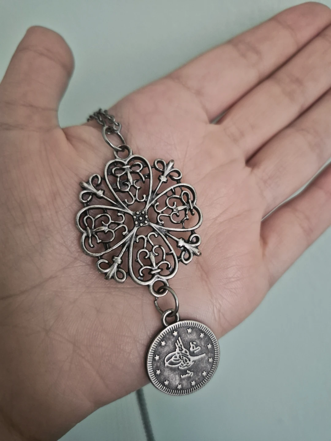 Filigree Flower and Tughra Coin Pendant Necklace - photo 3