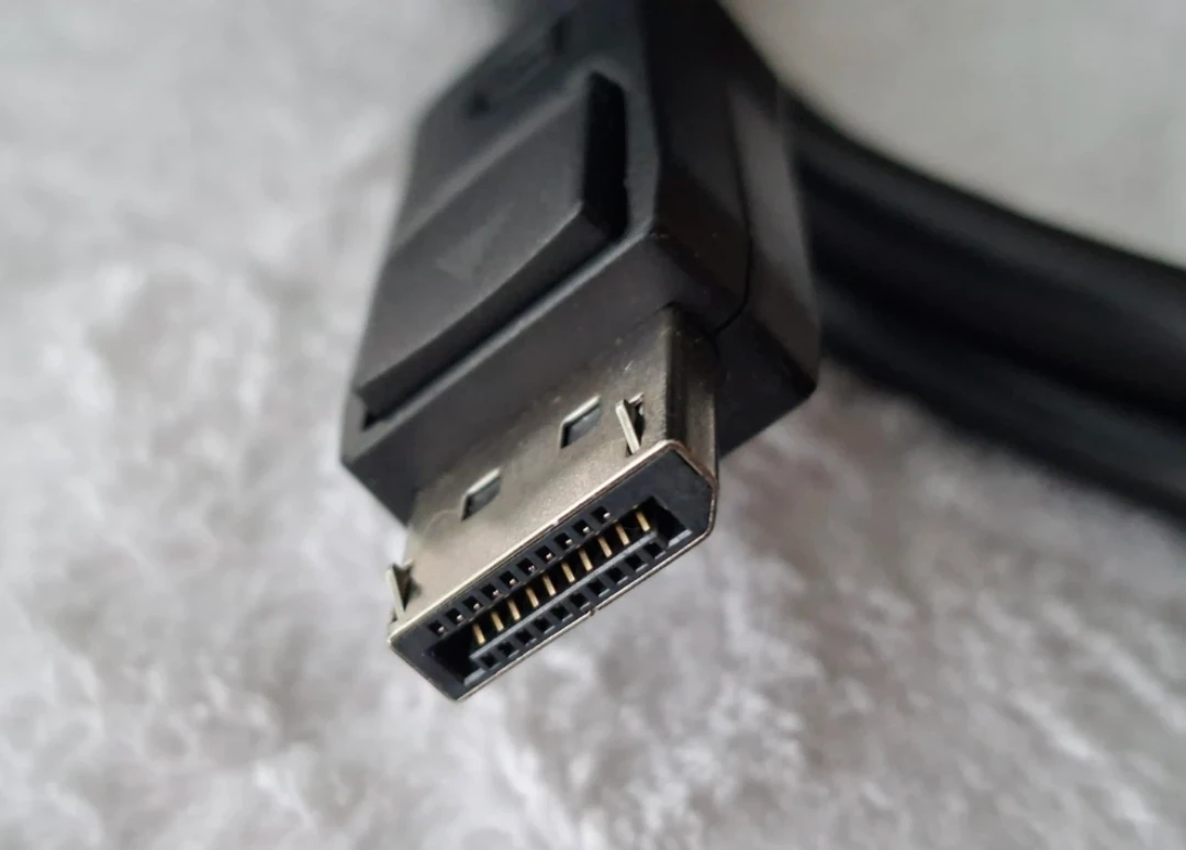 Black DisplayPort Cable - photo 2